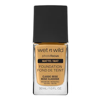Wet 'n Wild Foundation, Classic Beige, 30ml