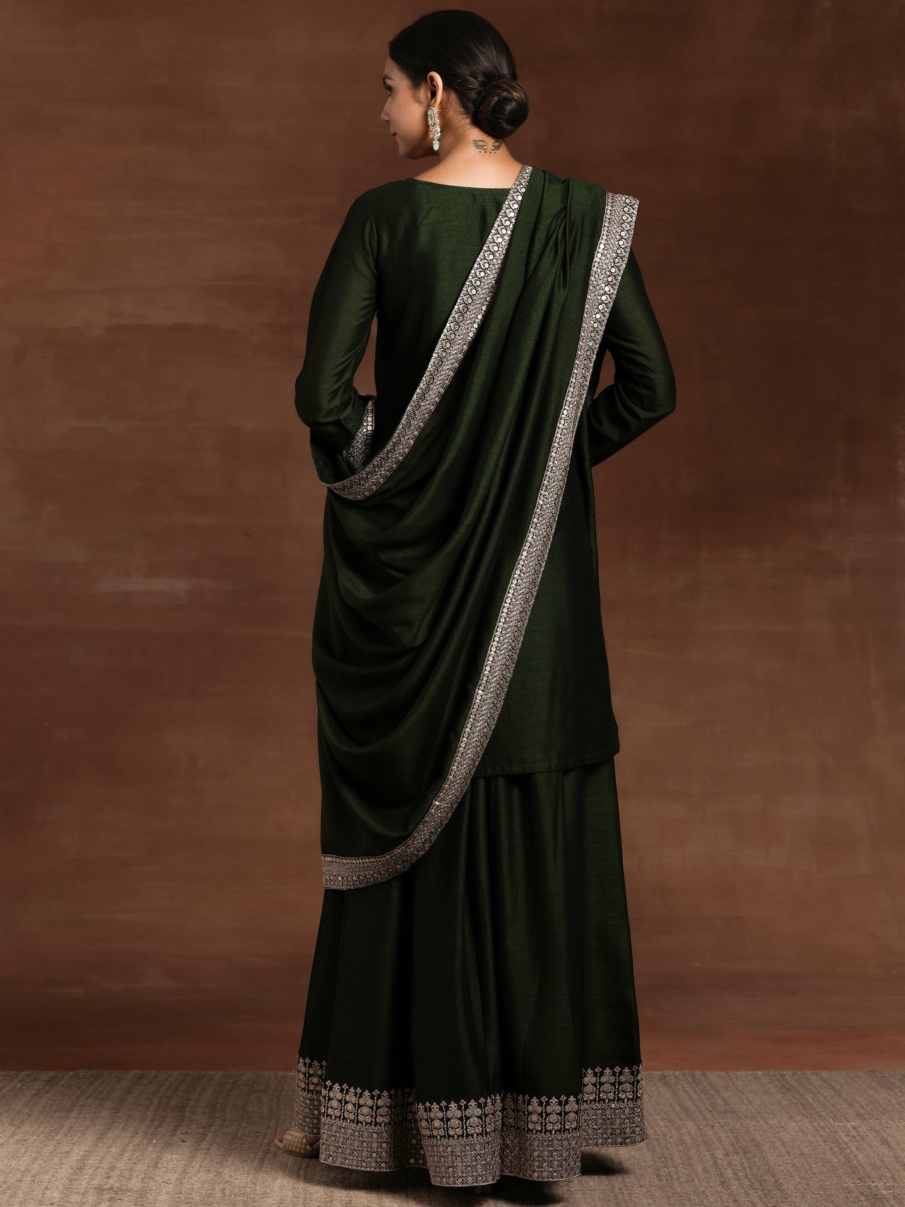 Green Embroidered Silk Blend Straight Suit with Dupatta