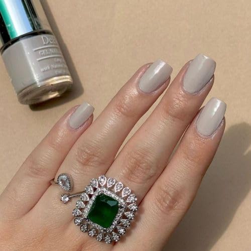 DeBelle Gel Nail Polish Porcelain Isabela (Porcelain Beige Nail Paint)|Non UV - Gel Finish |Chip Resistant | Seaweed Enriched Formula| Long Lasting|Cruelty and Toxic Free| 8ml