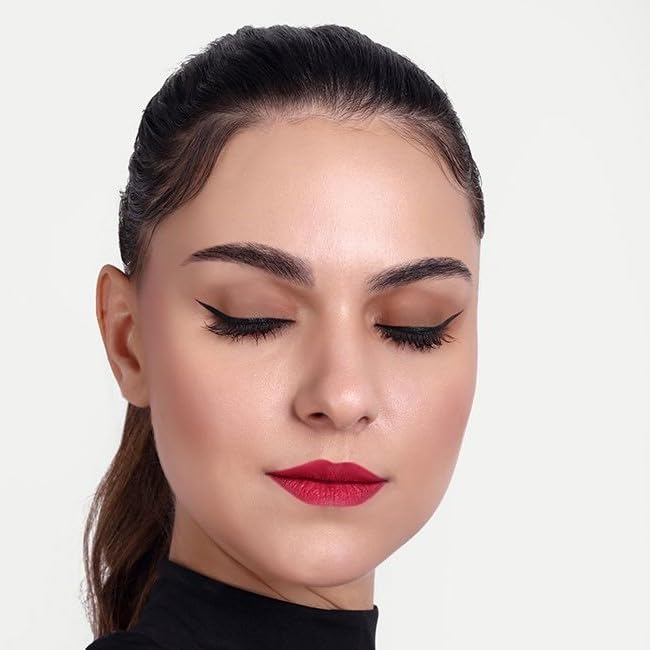 FeMent Clean Beauty Aqua Eye Liner, Intense Pigment, Long Lasting, Clean & Lightweight, Water & Smudge Resistant (Mysterious (BLACK))