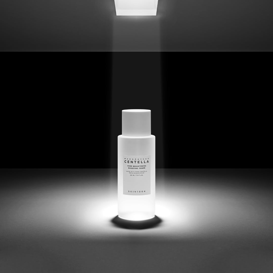 SKIN1004 Madagascar Centella Tone Brightening Boosting Toner 210ml