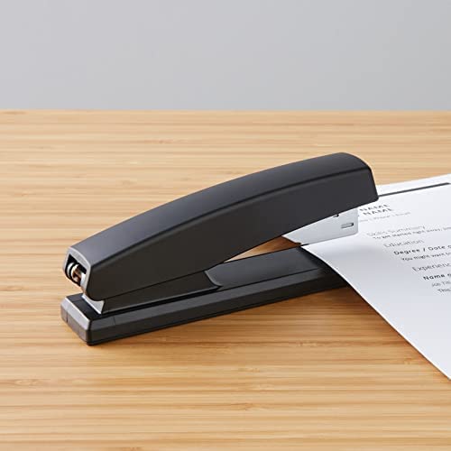 Basics Stapler with 1000 Staples, Office Stapler, 25 Sheet Capacity, Non-Slip, Black 1-Pack