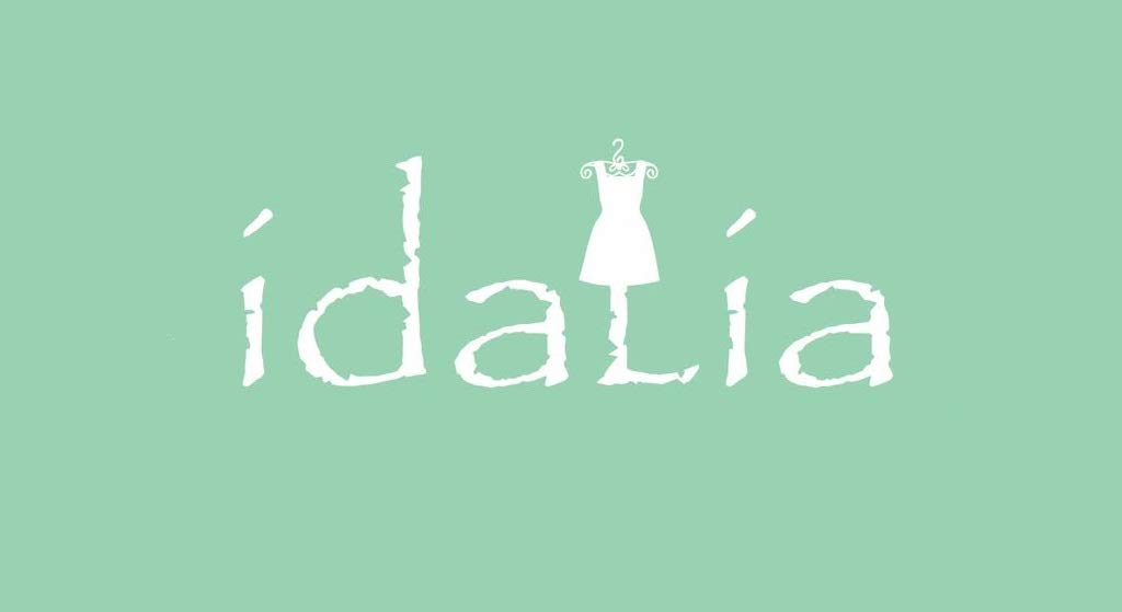 idaLia Women's  Embroidered Black Rayon Kurta With Palazzo Pants