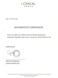 Maybelline New York Set Of Liquid Lipsticks - Master Chrome Highlighter - Gel Eyeliner, Multicolor, Matte Finish