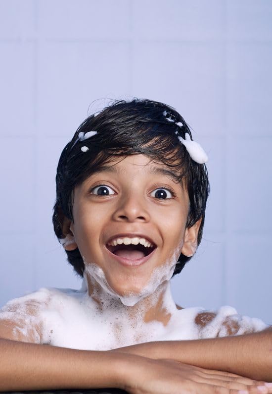 Tikitoro Kids Refreshing Body Wash | Pediatrician Approved | Deeply Cleanses, Hydrates & Refreshes Skin | Cucumber, Java Plum, Vitamin C & Aloe Vera | No Parabens & Sulphates, Age 4+ years (300ml)