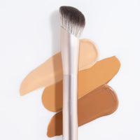 PAC S02 Angular Foundation Brush
