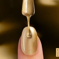 Lakmé Chrome Metallic Finish Nail Paint, Gold 6Ml