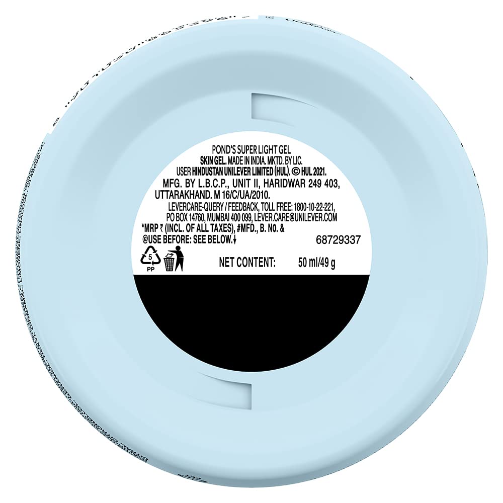 POND's Dream Flower Talc Powder, Pack of 200gm & POND's Super Light Gel Oil Free Face Moisturizer 50 ml, With Hyaluronic Acid & Vitamin E for Fresh Glowing Skin & 24 hr Hydration - Daily Use