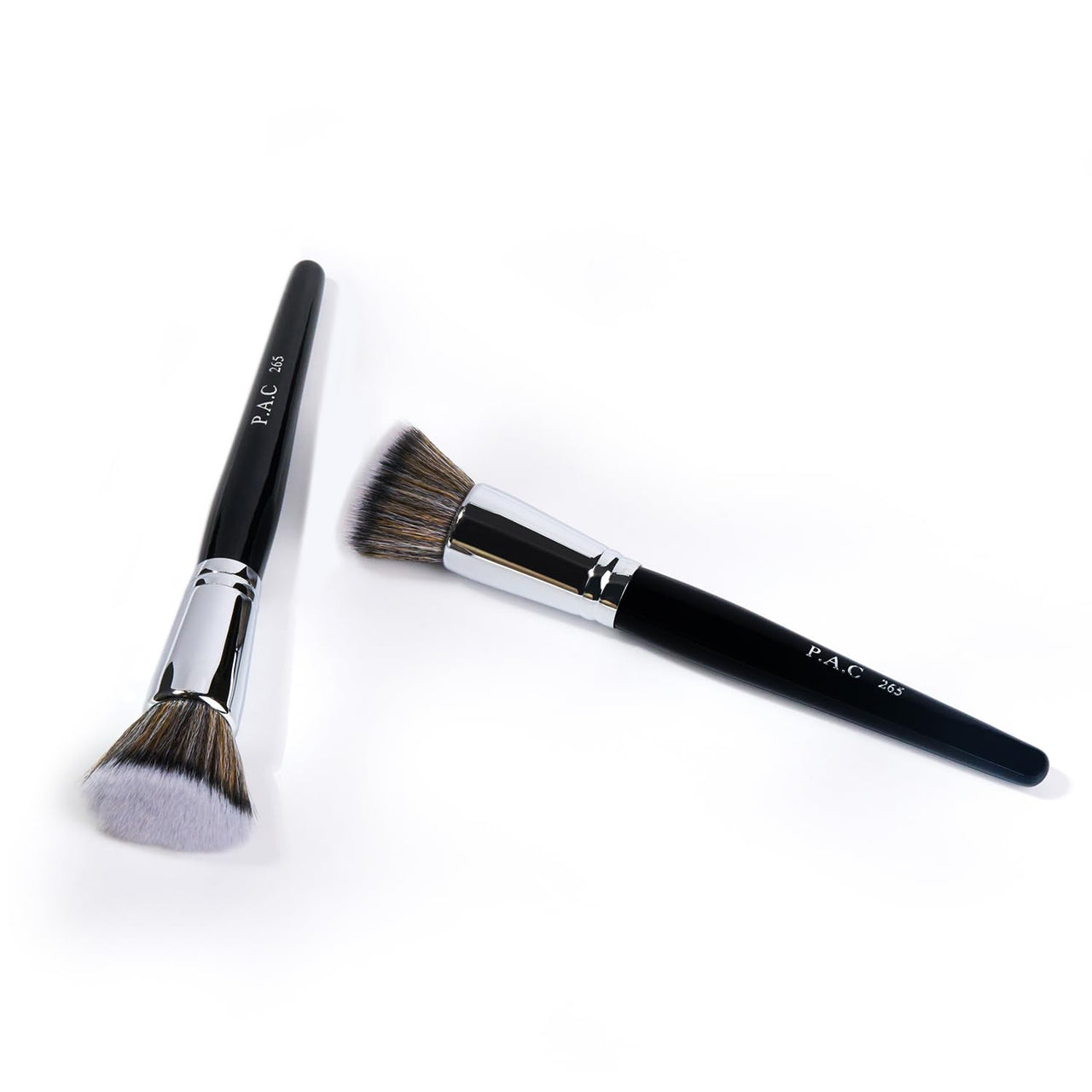 PAC Makeup Kit Foundation Brush | Synthetic Bristle Makeup brush | Face Brush for Cream, Liquid And Powder Formulation | Medium Coverage Application | Black - 1 Brush
