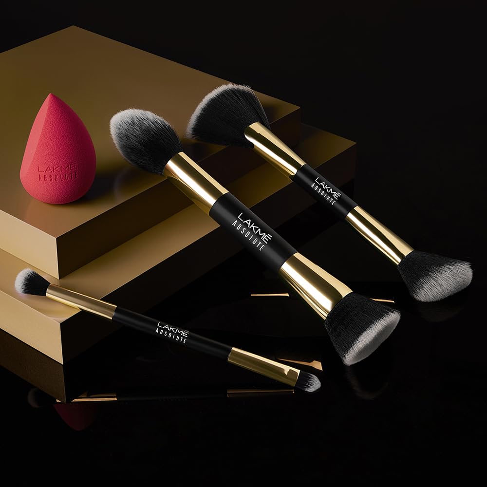 Lakmé Absolute Makeup Master Tools - Dual Ended Eyeshadow Brush