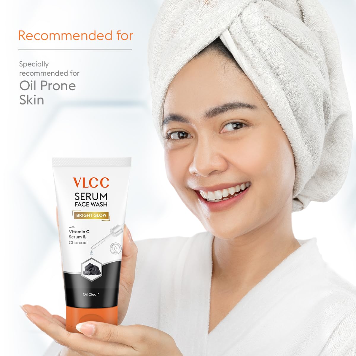 VLCC Serum Facewash - 100ml | with Vitamin C Serum Rich in Antioxidants & Charcoal for Oil Control and Detoxifies Skin & Bright Glow | Dermatologically Tested