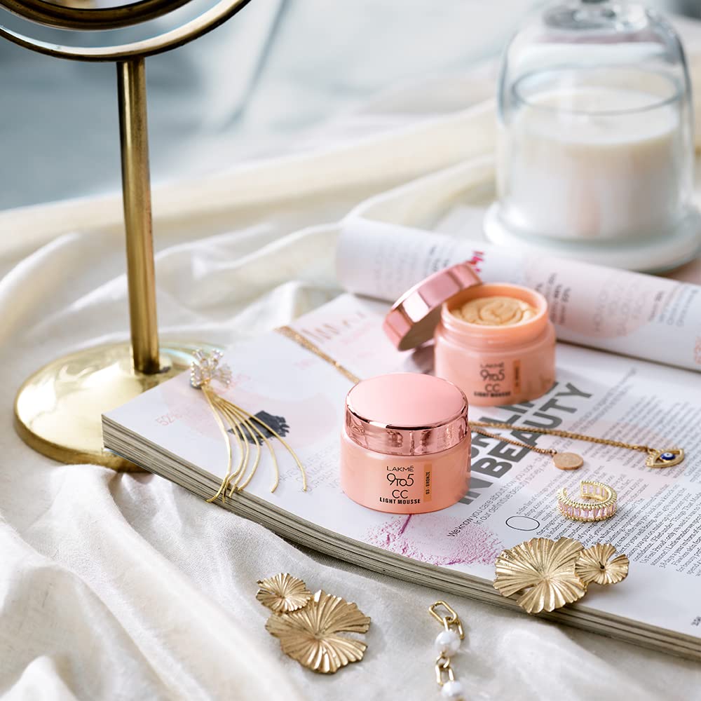 Lakmé 9to5 CC Light Mousse with Vitamin E & a Hint of Foundation | Matte finish, Non-Comedogenic, lightweight mousse foundation, 25gm - Bronze