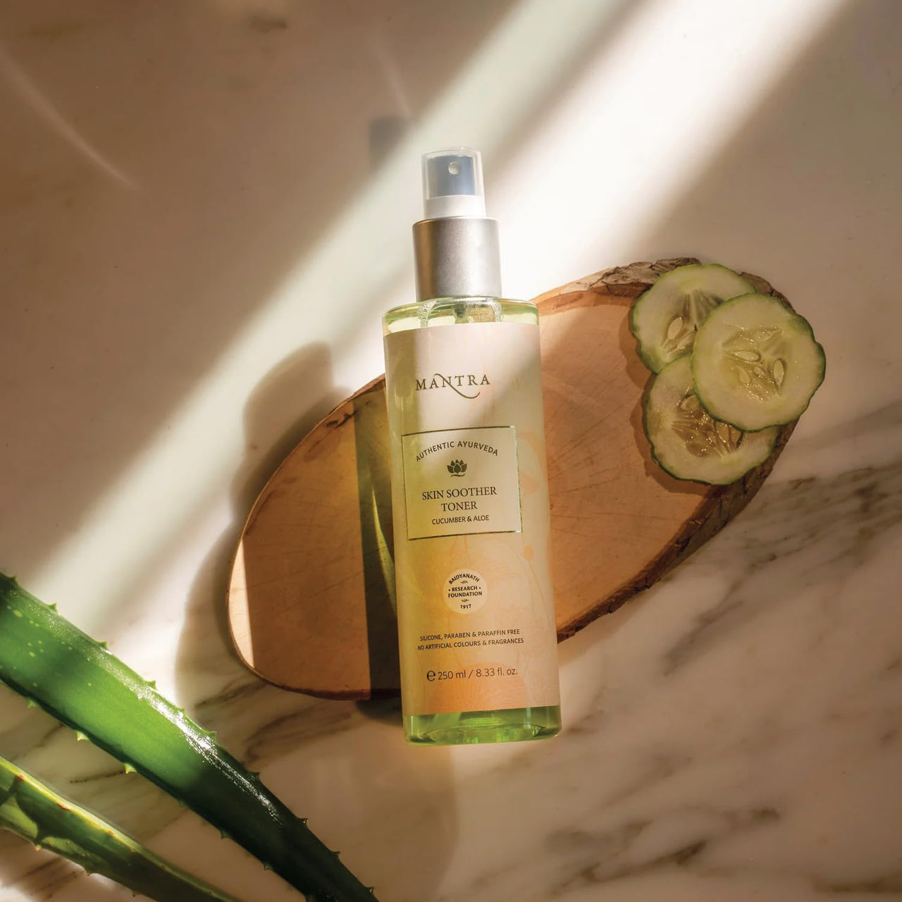 Mantra Herbal Skin Soother Toner with Cucumber & Aloe Vera – Hydrating, Soothing, Anti-Aging, Reduces Acne & Pores - 250ml