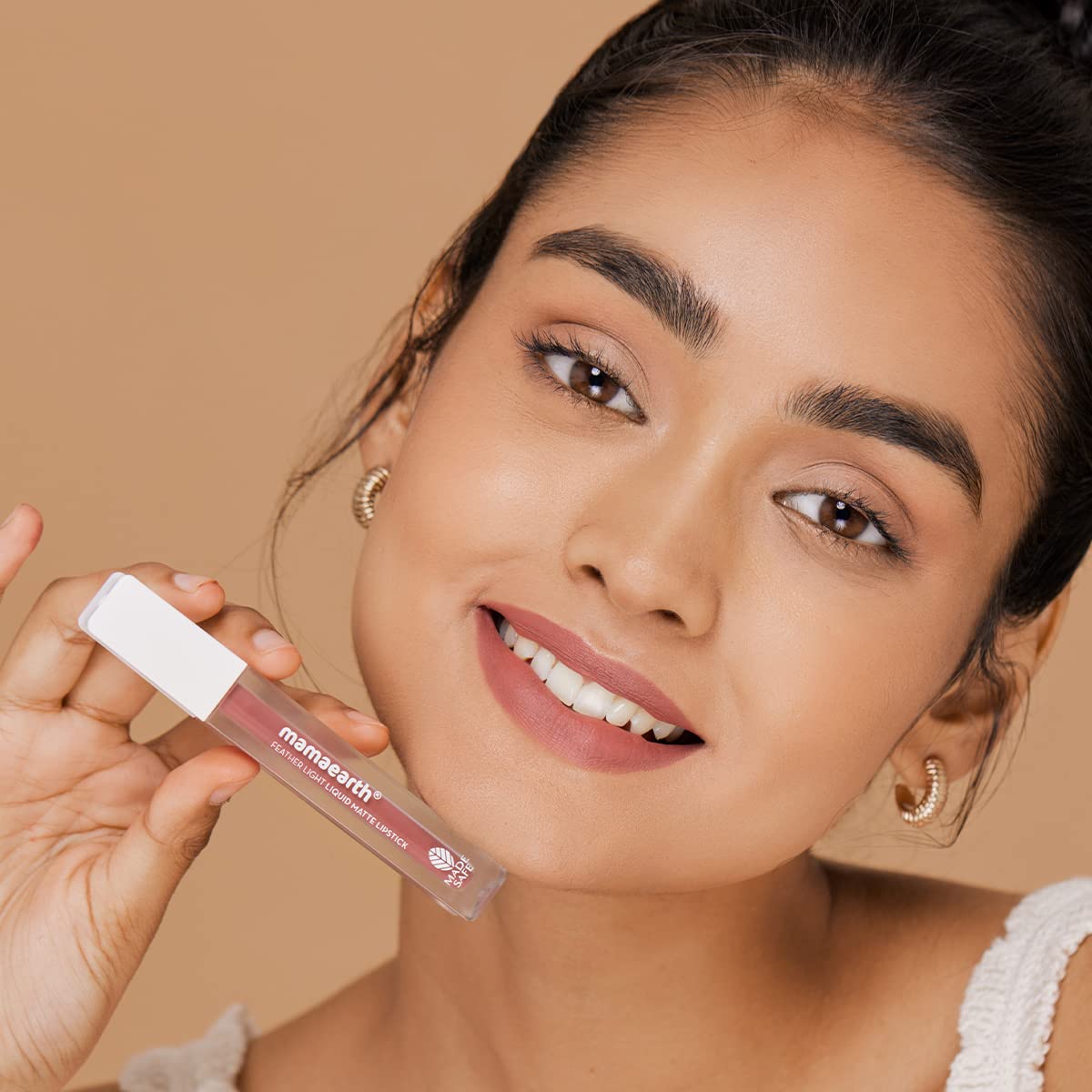 Mamaearth Feather Light Liquid Matte Lipstick with Coconut & Vitamin E for 16-Hour Long Stay (Weightless & Non-Drying) - 02 Nude Punch - 3.5 ml