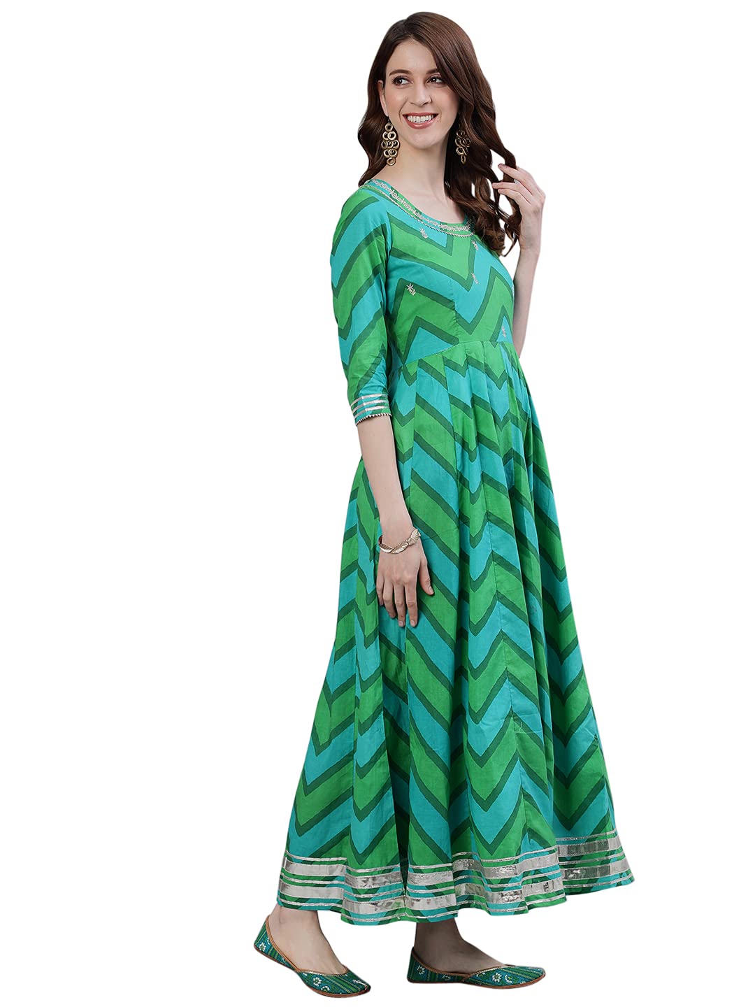 ishin Women's  Cotton Green Embroidered Anarkali Kurta Set with Dupatta