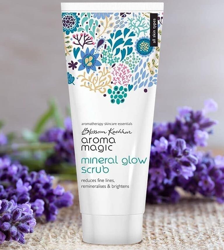 Aroma Magic Mineral Glow Scrub (Reduces Fine Lines) - 200ml