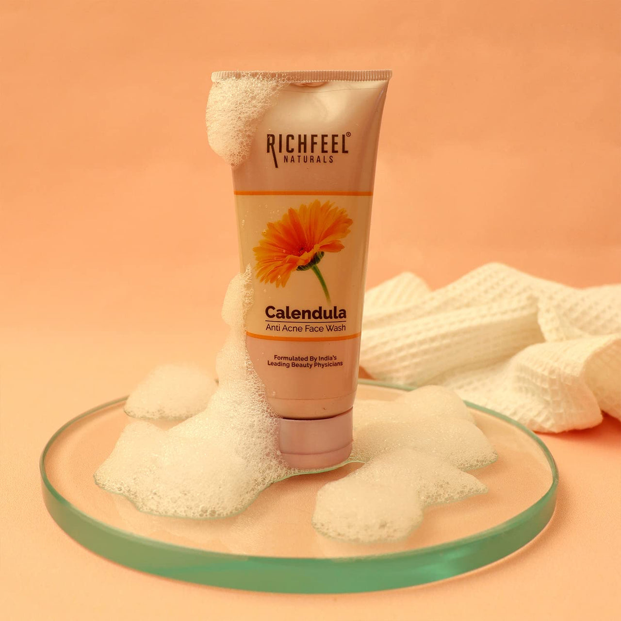 Richfeel Anti Acne Calendula Face Wash | Power of Soothing Calendula Extracts | For Skin prone to Acne & Blemishes | Physician Formulated | Helps Calm & Replenish Skin | 100 g