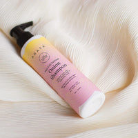 Arata Hair Fall Defense Onion Shampoo (200 ML) | Controls Hair Fall | Helps Strengthen & Smoothen Hair | With Onion Oil, Rice Water, Apple Cider Vinegar and Aloe Vera