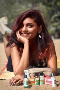 khadi Organique Grooming Travel Kit Men & Women (2 Soap X 50gm each, 1 Shampoo 30ml,1 Conditioner 30ml, 1 Moisturiser 30ml, 1 Face Wash 30ml) 6 pcs in Set (Travell Kit Pack of 1))