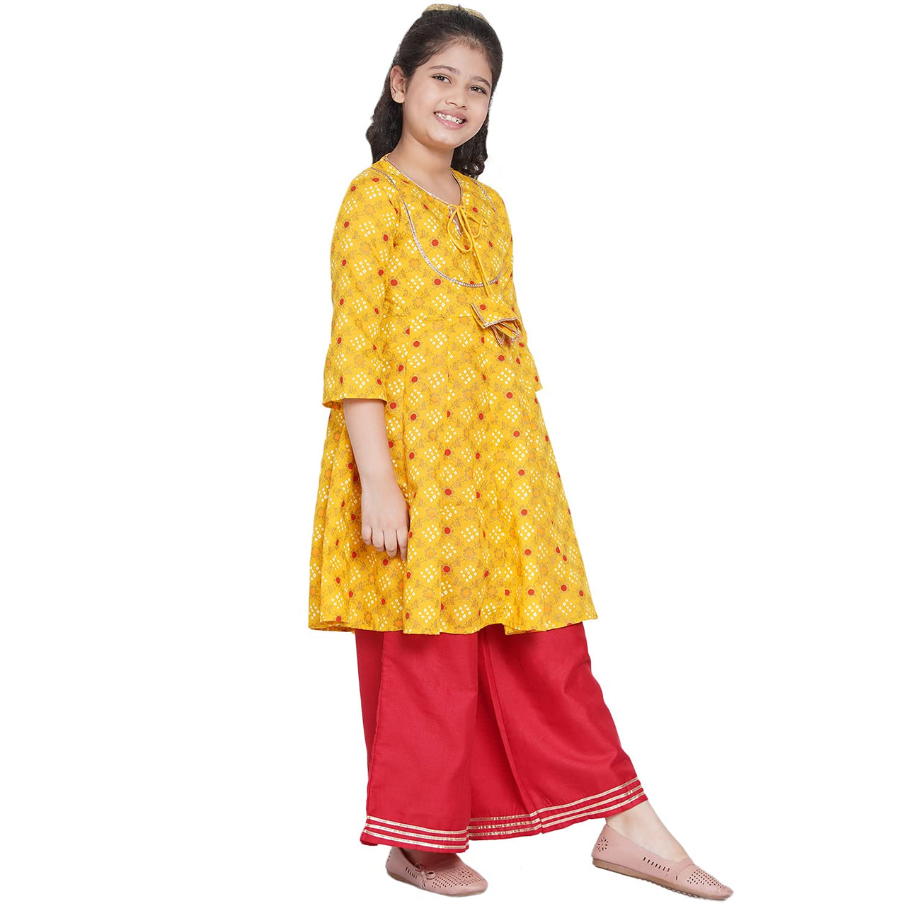 Bitiya By Bhama Girl's  Cotton Blend Kurta & Palazzo