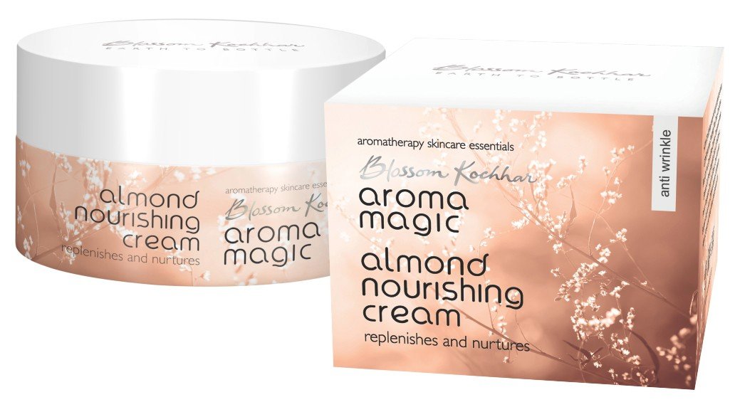 Aroma Magic Almond Nourishing Cream, 50gm And Aroma Magic Brightening Beauty Pack, 100g