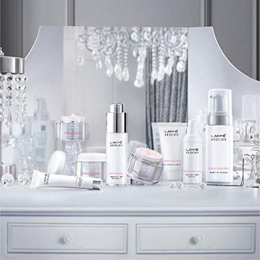 Lakmé Absolute Perfect Radiance Skin Brightening Day Cream, 28 G