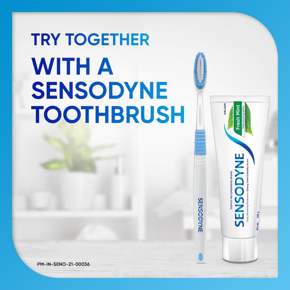 Sensodyne Toothpaste Fresh Mint, Sensitive tooth paste for daily sensitivity protection, 2 x 125gm Duo Pack