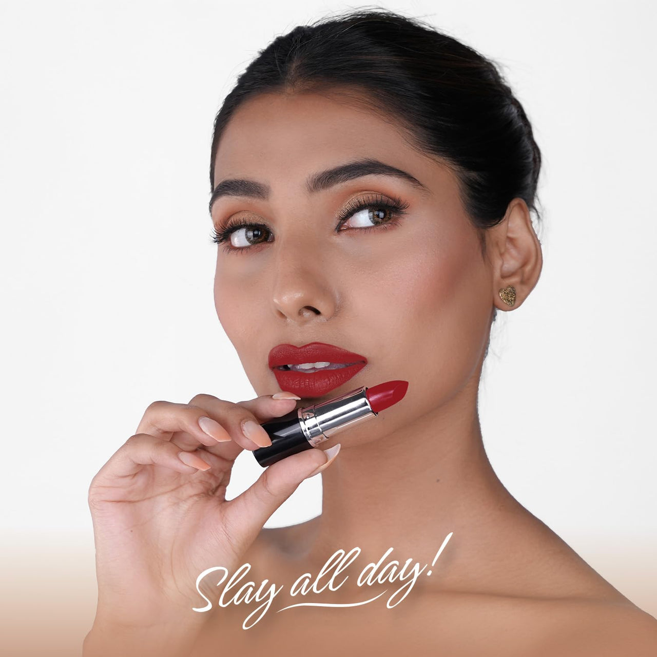 BELLAVITA Comfort Matte Bullet Lipstick| Intense Colour| Creamy Matte Finish| Intense Moisturisation| Smooth Glide| Lipsticks for Women |4 Hr Stay, Scarlet Red, 4.2 gm