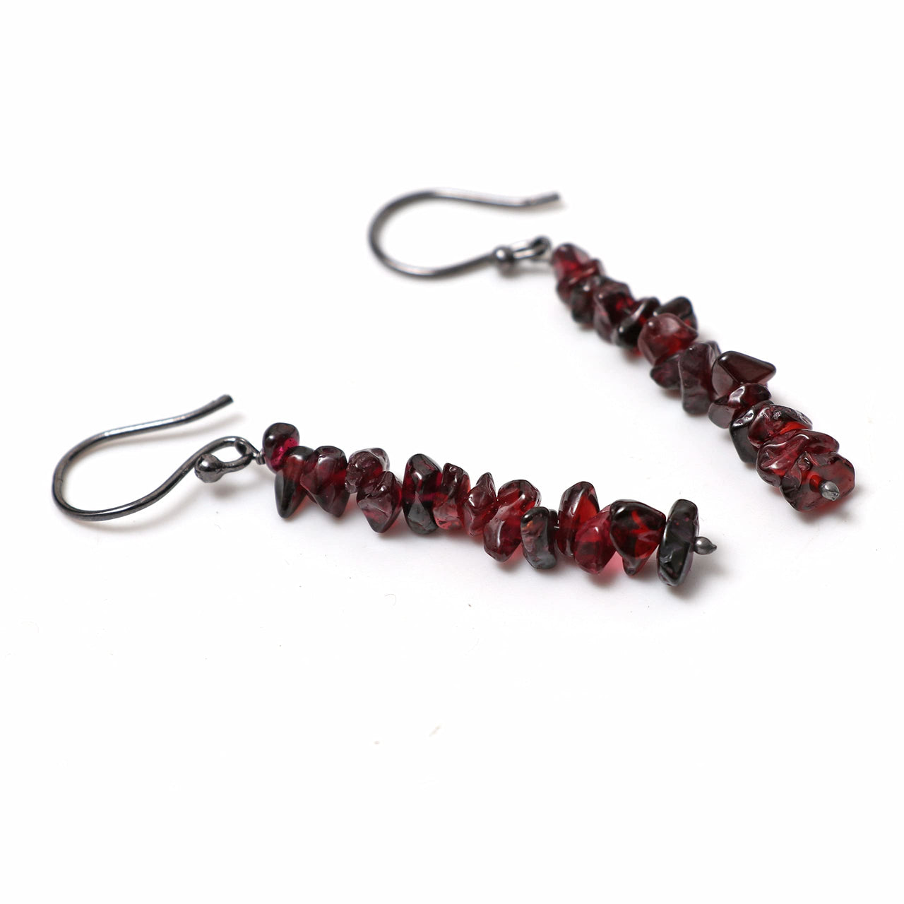 Natural Red Garnet Chips Crystal Earring, Yoga Jewelry, Meditation Earring, Crystals Earring, Raw Gemstone, Energy Healing Crystals, Birthday, Gift for Her, Gemstone Jewelry Quality (Red Garnet)