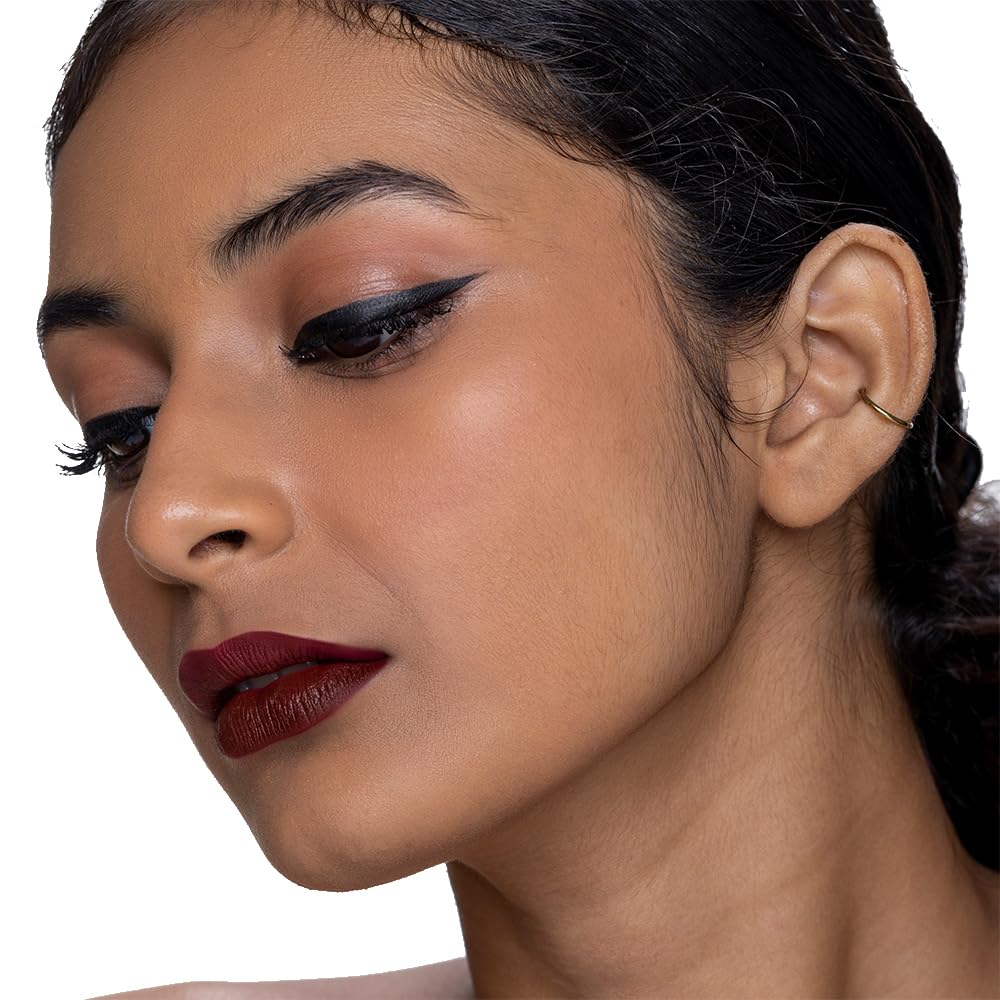 Kiro Waterproof Soft-Matte Eyeliner Pen, Carbon Black, 1.1 ml, Smudgeproof Eye liner, Matte Pen Eyeliner, Vegan, No Parabens, Liquid Eye Pen, 24 Hour Stay On, Non Toxic Liner for Eye