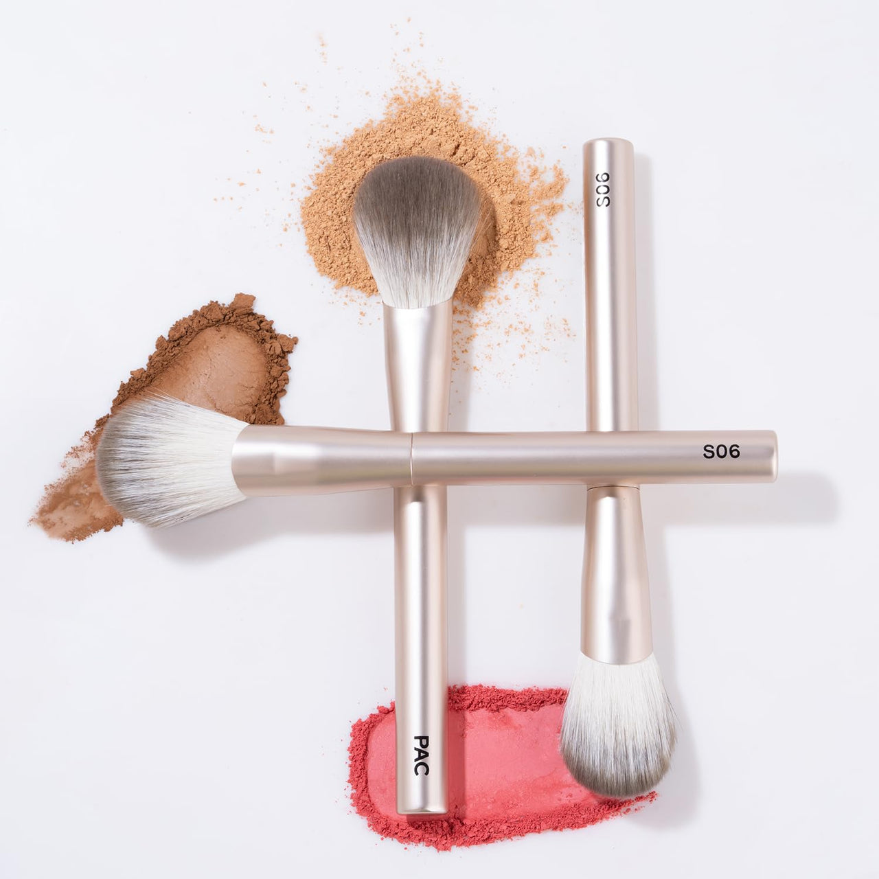 PAC S06 Master Powder Brush