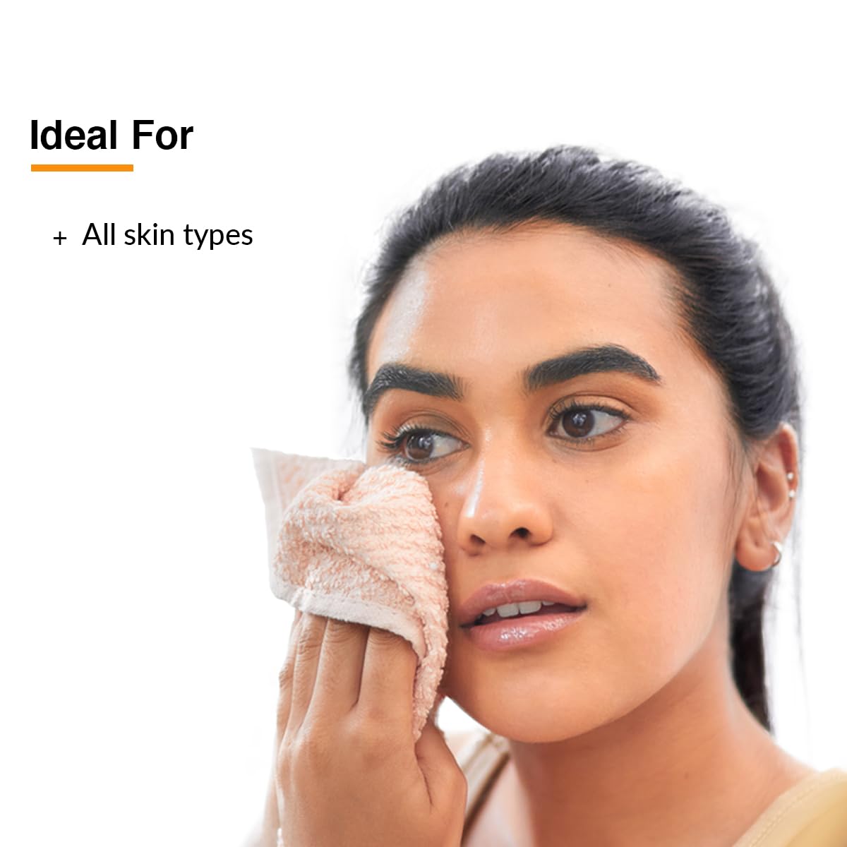 Fixderma 2% Vitamin C Face Wash, Foaming Face Cleanser with Brush, Face wash for Women & Men, Evens skin tone, Reduces fine lines & wrinkles, Exfoliates the skin - 100ml