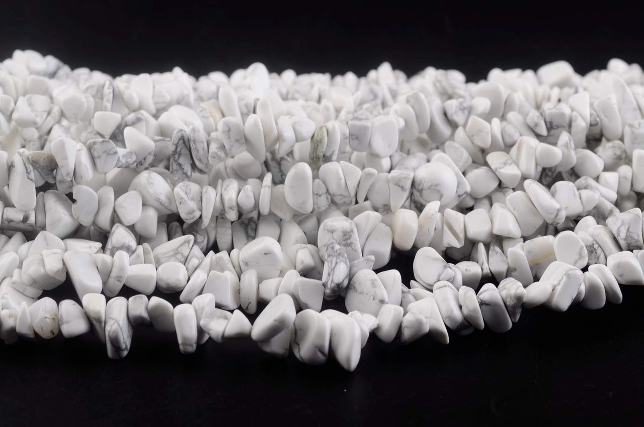 Natural Chip Stone Beads White Howlite 5-8mm About 400 Pieces Irregular Gemstones Healing Crystal Loose Rocks Bead Hole Drilled DIY for Bracelet Jewelry Making Crafting (5-8mm, White Howlite)