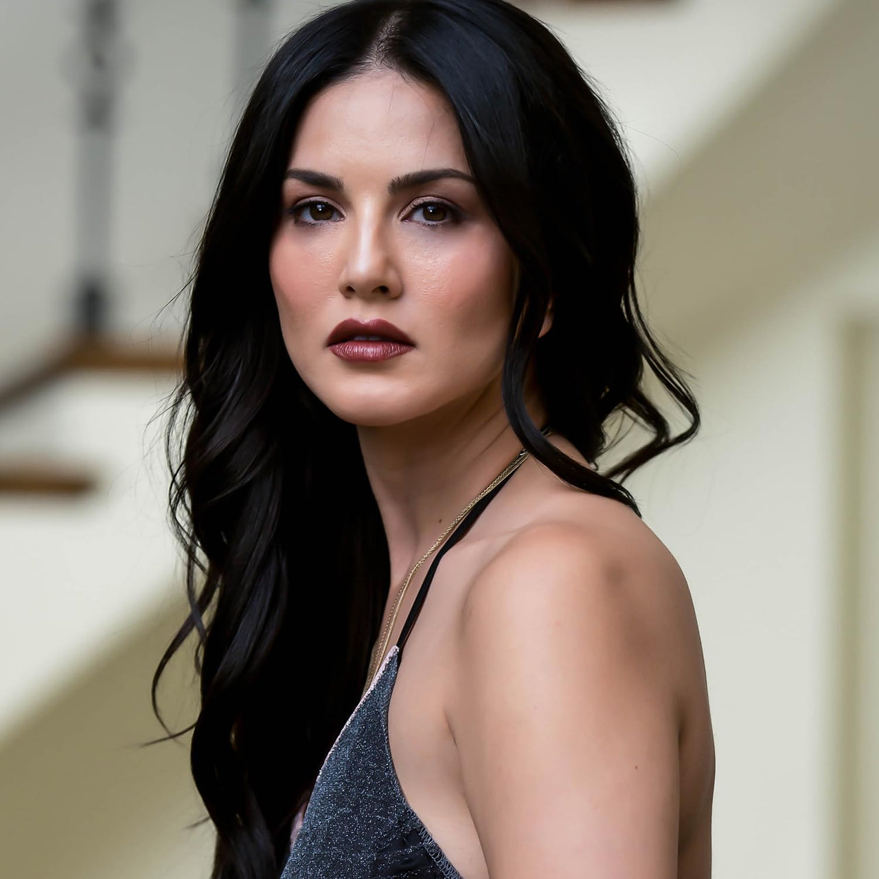 STARSTRUCK BY SUNNY LEONE Matte Lipstick- Brown Lipstick- Cinnamon 4.2 gm| Lipsticks for Women | Long Lasting Lipstick for Women | Makeup Lipsticks | Waterproof Lipstick | Smudge Proof Lipstick