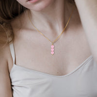 Rose quartz necklace pink necklace for women, crystal jewelry as spiritual gifts for daughter pink beaded necklace as rose quartz jewelry for friends crystal pendant necklace healing gifts for girls pink rose quartz