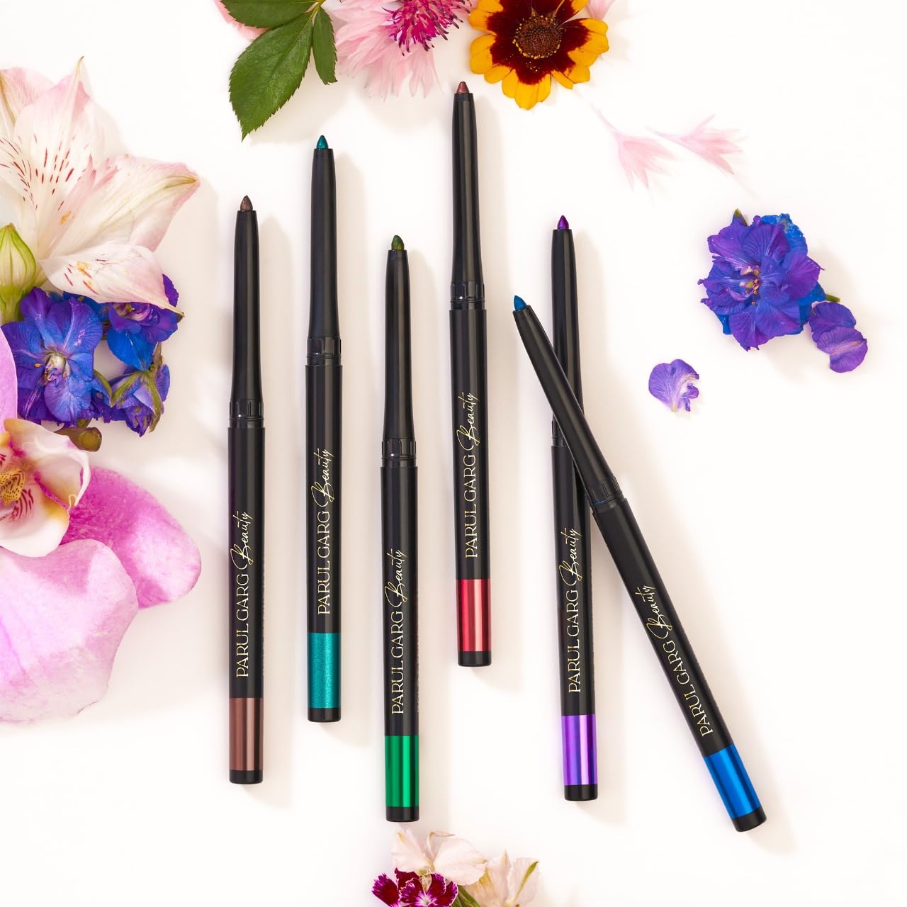 Parul Garg Beauty Bold Define Shimmer Kajal | Smooth Glide Kajal for Eyelid & Lash Line | Long-Lasting, Smudge-Proof & a Dazzling Shine | Vegan & Cruelty-Free (Morni)