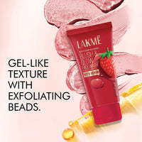 Lakmé Blush & Glow Exfoliating Face Wash with Vitamin C Serum, Hydrating and Gentle Facewash with Strawberry Fruit Extracts, 150gm