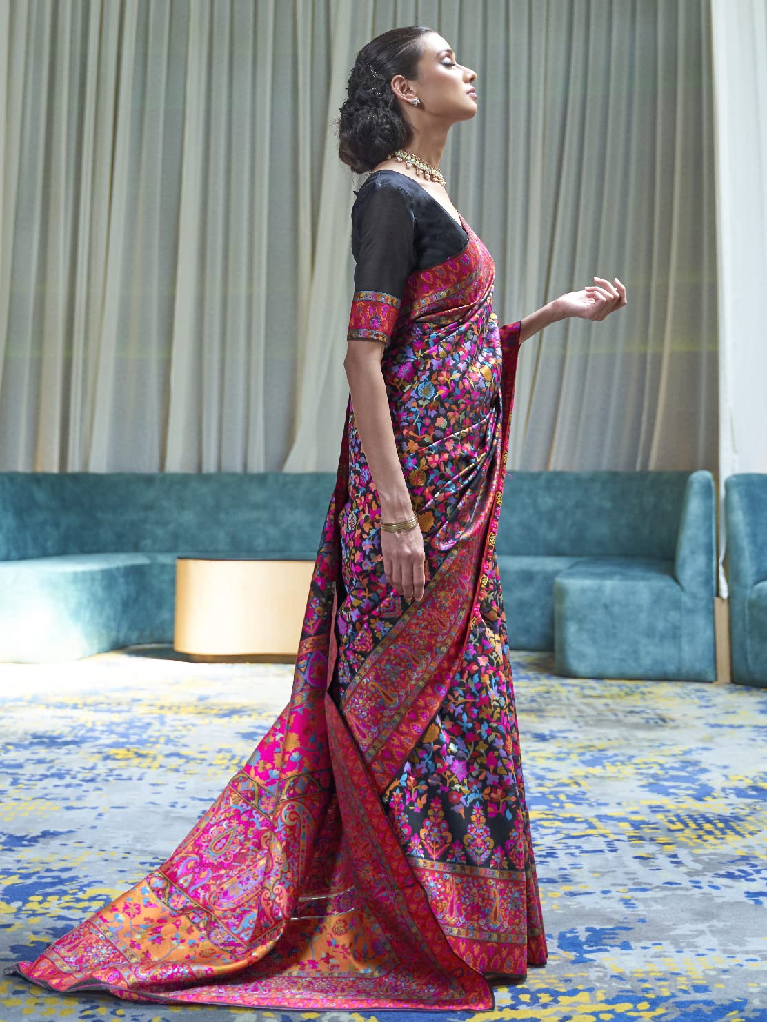 AKHILAM Women's  Banarasi Cotton Blend Saree With Blouse Piece