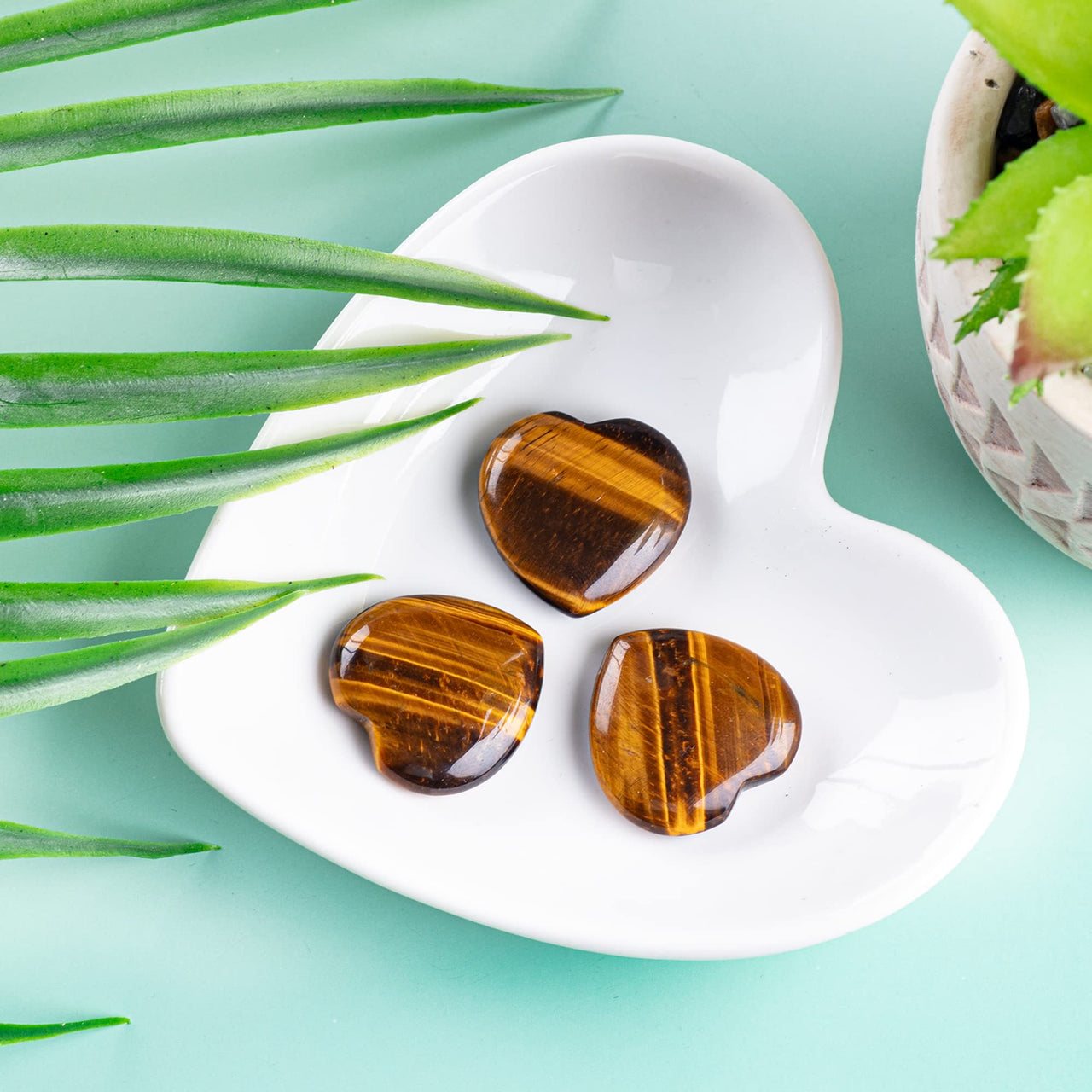 FORBY 3 Pcs Natural 1 inch Tiger's  Eye Puffy Heart Stone, Healing Love Crystal Palm Worry Stone for Chakra Reiki Balancing, Meditation and Positive Energy