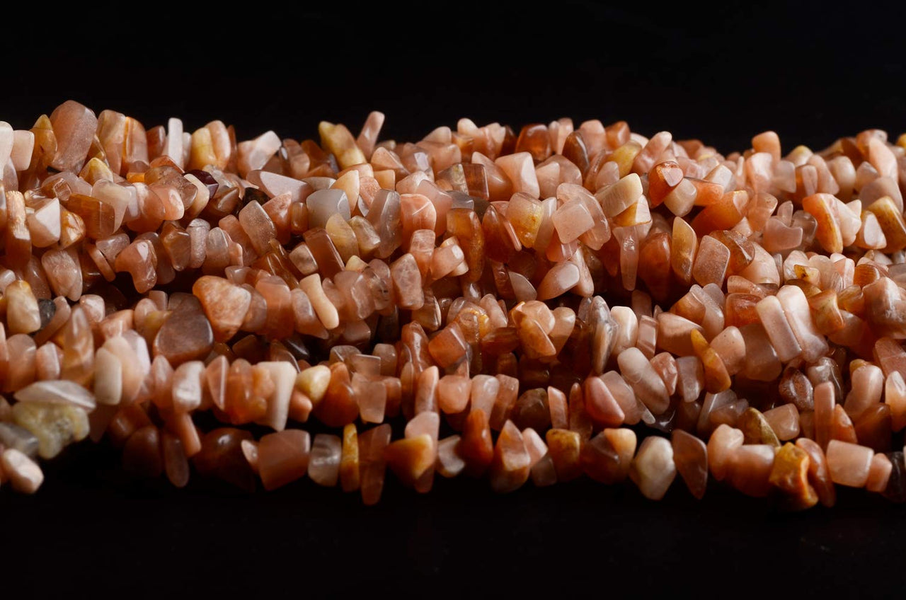Natural Chip Stone Beads Sunstone 5-8mm About 400 Pieces Irregular Gemstones Healing Crystal Loose Rocks Bead Hole Drilled DIY for Bracelet Jewelry Making Crafting (5-8mm, Sunstone)