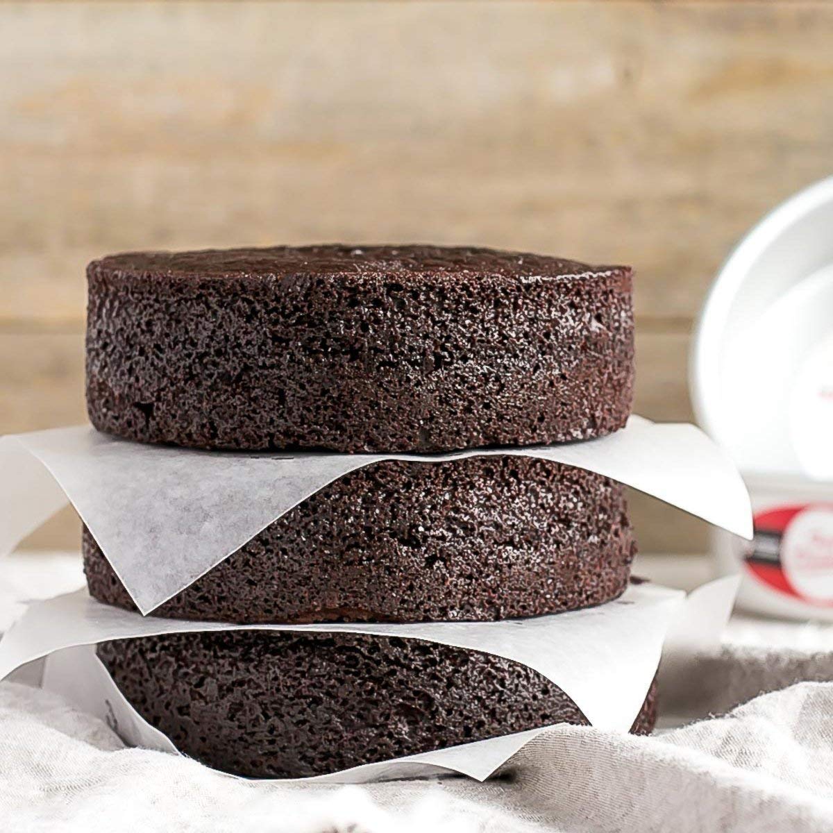 Fat Daddio's  Anodized Aluminum Round Cake Pan, 14 x 2 Inch, Silver 2" Depth