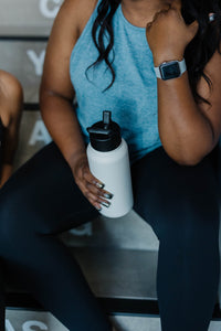 Simple Modern Marvel Water Bottle with Straw Lid Vacuum Insulated Stainless Steel Metal Thermos | Gifts for Women Men Reusable Leak Proof Flask | Summit Collection | 32oz Captain America Shield 32oz Water Bottle Marvel: Captain America Shield