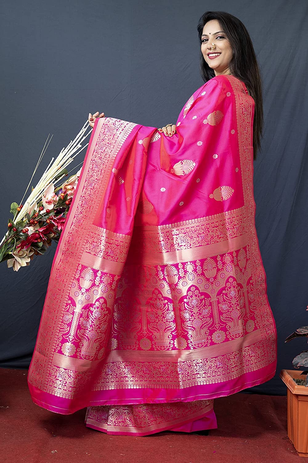 SGF11- Women's  Kanjivaram Pure Soft Silk Handloom Saree Pure Golden Zari With Blouse Piece