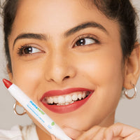 Mamaearth Hydra-Matte Crayon Transferproof Lipstick with Argan Oil & Hyaluronic Acid - 07 Raspberry Red - 2.4 g