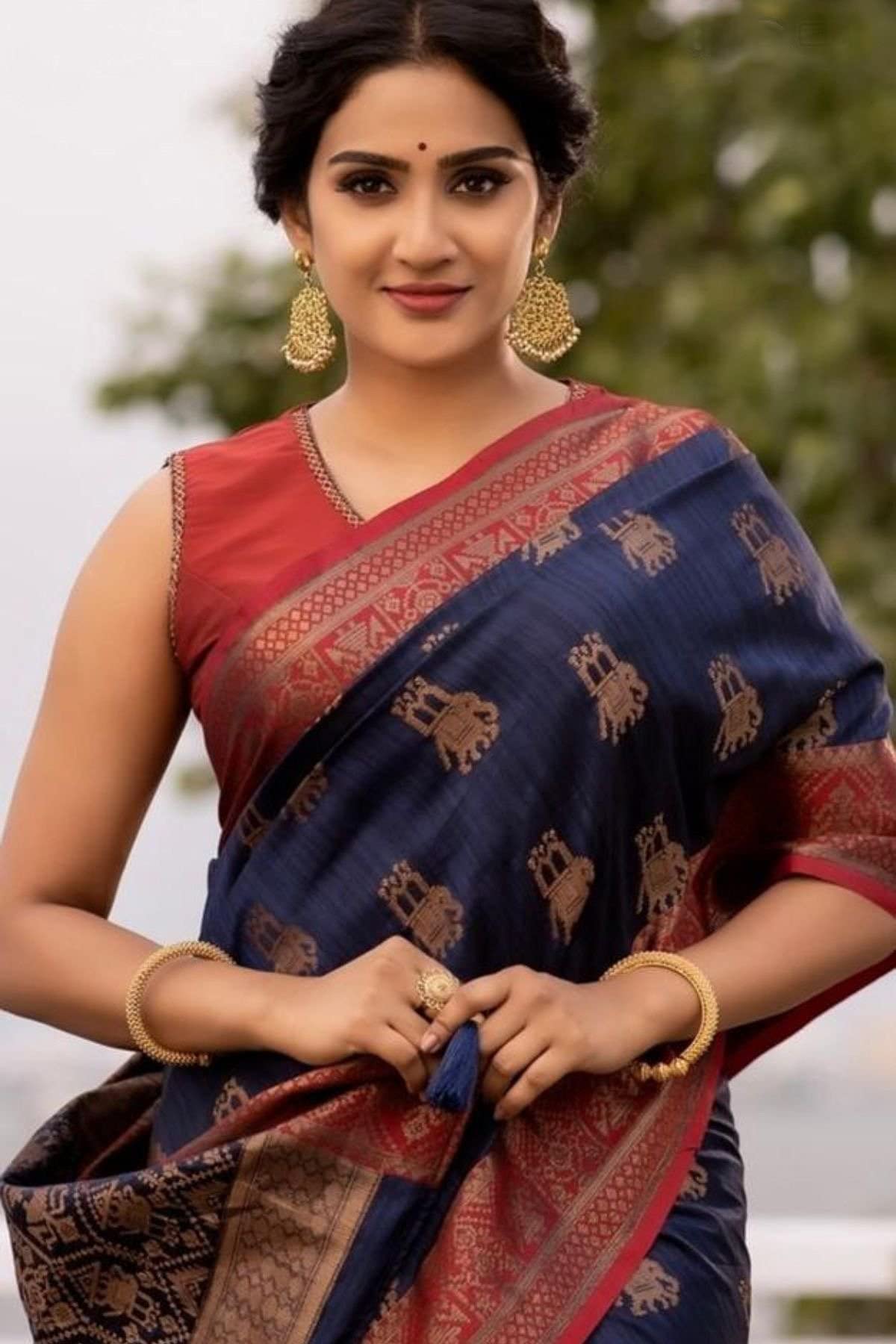 NK Textiles Women's  Elephant Motifs Woven Kanjivaram Ghicha Tussar Silk Saree with Fancy Tassels