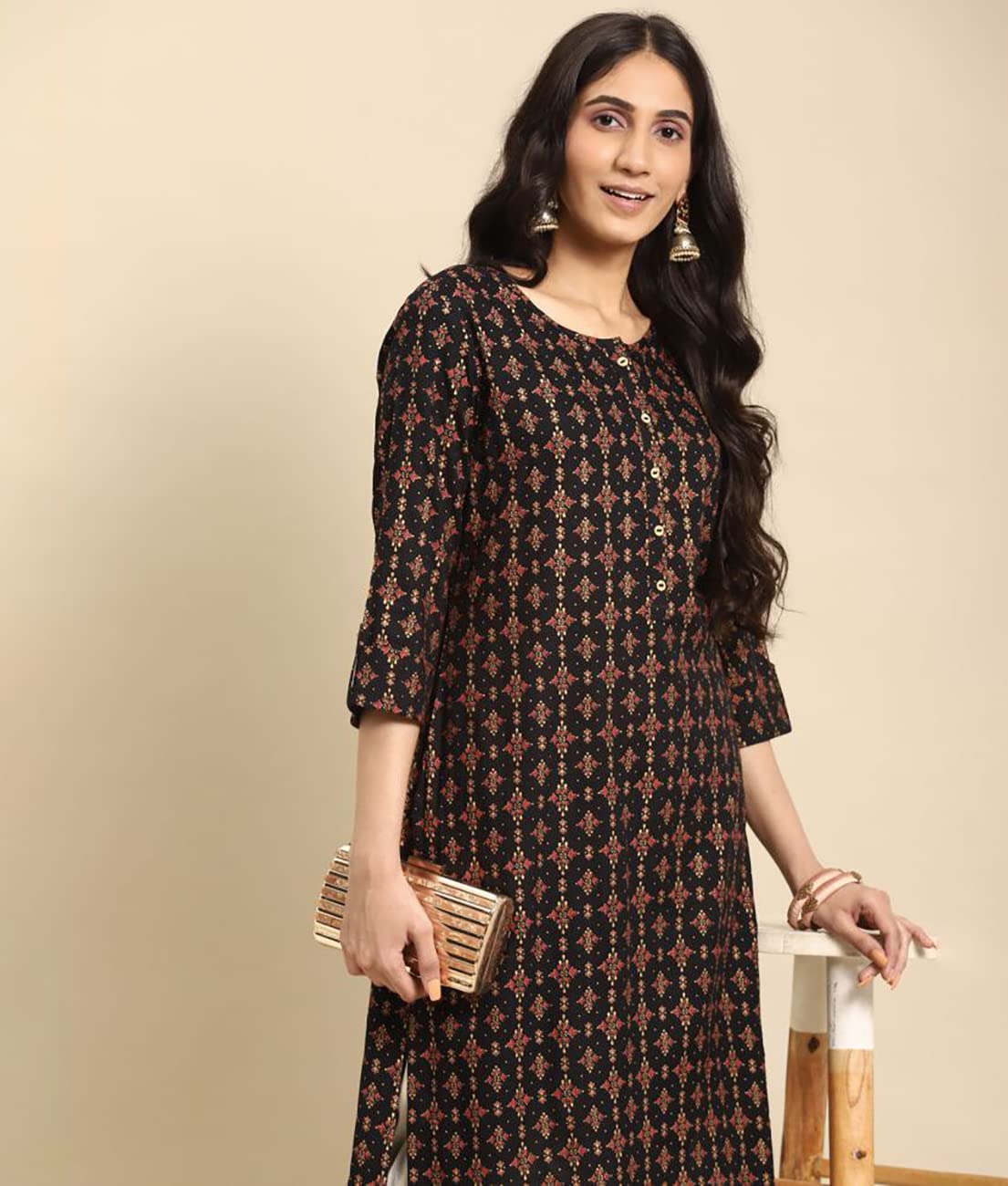 rangita Women Rayon Gold Printed Calf Length Straight Kurti