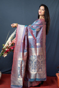 SGF11- Women's  Kanjivaram Pure Soft Silk Handloom Saree Pure Golden Zari With Blouse Piece