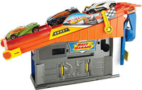 Hot Wheels Rooftop Race Garage Playset, Race to the Finish Line then Pull Into the Garage for a Tune-up with the Rooftop Race Garage! , Orange