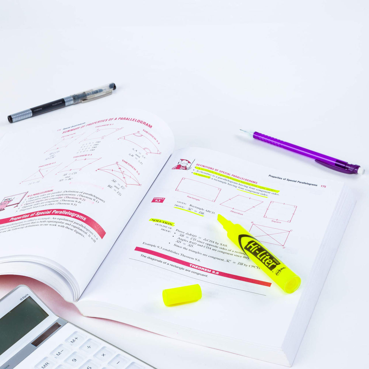 AVERY Hi-Liter Desk-Style Highlighters, Smear Safe Ink, Chisel Tip, 12 Fluorescent Yellow Highlighters (24000)