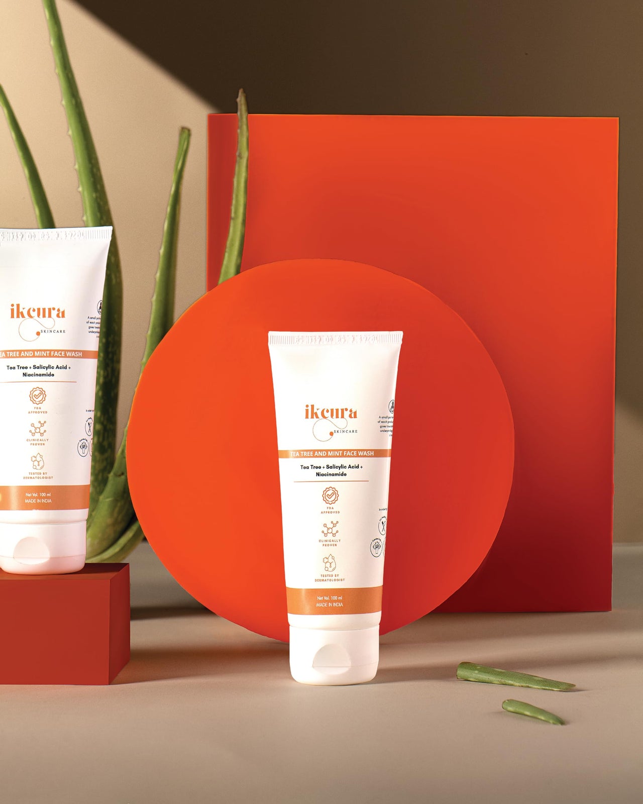 Ikcura Tea Tree and Mint Face Wash, Mint and Tea Tree Leaf, 1% Salicylic Acid, Niacinamide l Gentle Cleansing, Glowing Skin, Soothing & Refreshing, Acne and Blemish Control, 100ml